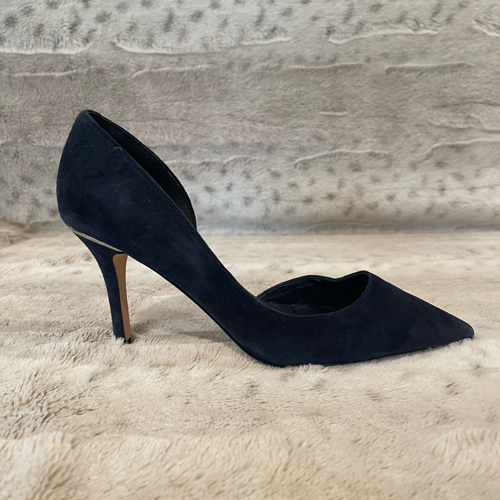 White House Black Market Navy Suede Heels – Size 7M
